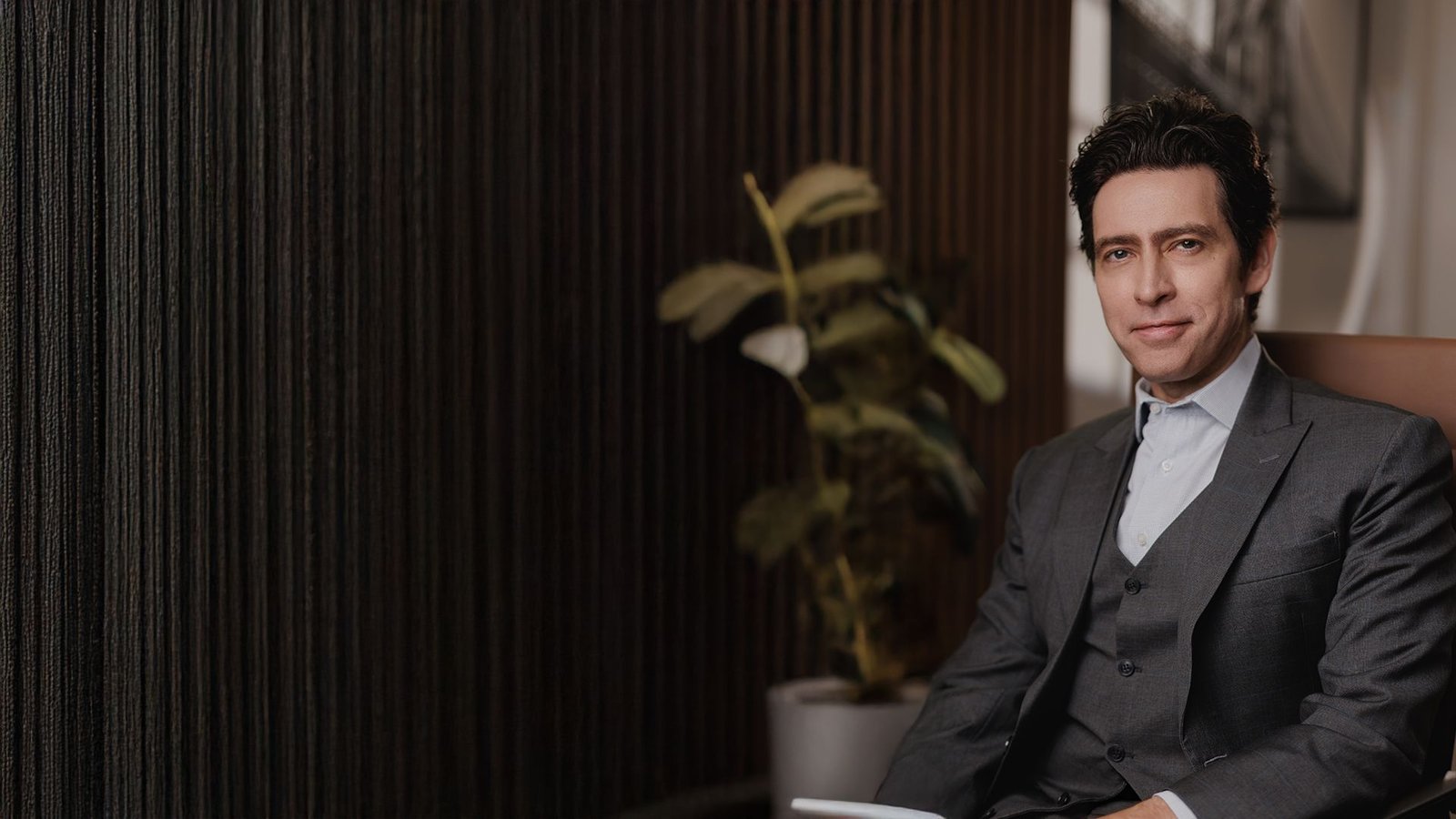 Dr. Rafael Pinheiro, cirurgião plástico